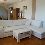 Mikrut Appartement Podstrana