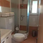 Mikrut * Podstrana
