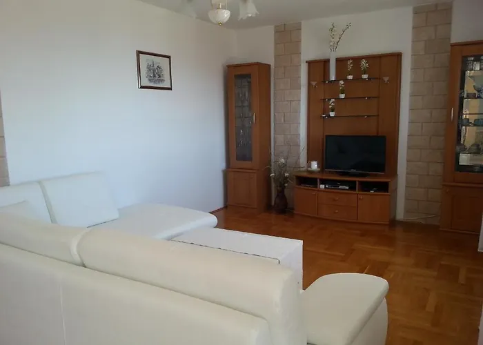 Mikrut 포드스트라나